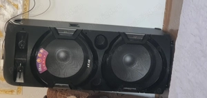 vand boxa akai activa 