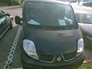 Vând Nissan Microbuz 8+1 - imagine 2