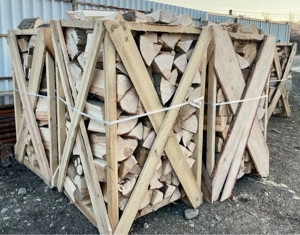 Paleți cu lemn de foc fag 