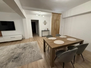 Apartament 3 camere, 110 mp, zona Ultracentral - imagine 2
