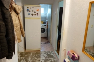 Apartament 3 camere, 2 bai, decomandat, central, langa piata Strada Popa Sapca - imagine 4