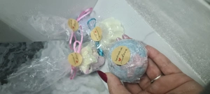 Bile efervescente pentru baie