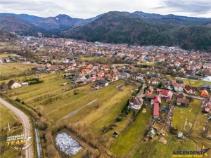 FILM! Teren 2.059 mp, intravilan, in zona de case, Voinesti,  Covasna - imagine 6