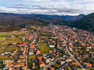 FILM! Teren 2.059 mp, intravilan, in zona de case, Voinesti,  Covasna - imagine 12