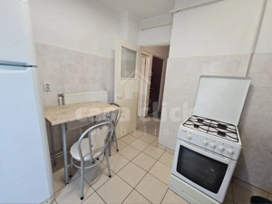 Apartament cu 2 camere, central, pentru locuință sau investiție   Piața Centrală - imagine 9