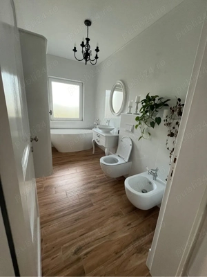 Vând Casă Înșiruită Modernă   Design Deosebit, Finisaje Premium - imagine 3