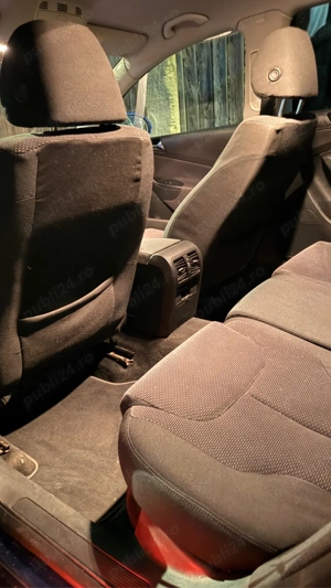 VW Passat B6 Variant 2008 2.0 TDI 140 CP manual diesel - imagine 5