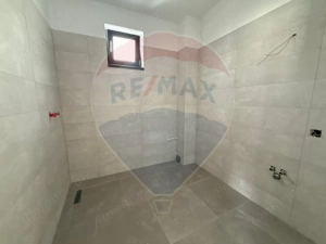 Casă / Vilă cu 4 camere de vânzare în zona Lascar Catargiu - imagine 8