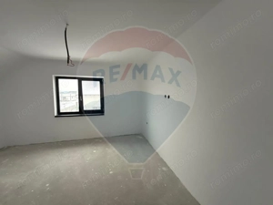 Casă / Vilă cu 4 camere de vânzare în zona Lascar Catargiu - imagine 7