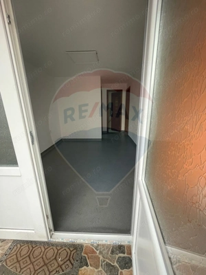 Spațiu comercial de 43.72mp de închiriat în zona Central - imagine 3