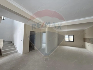 Casă / Vilă cu 4 camere de vânzare în zona Lascar Catargiu - imagine 10