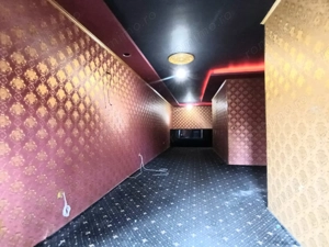 Spatiu comercial pe colt cu doua vitrine mari - Lipovei