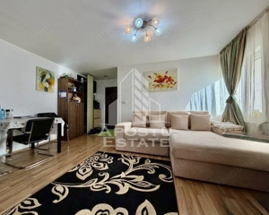 Apartament cu 3 camere, 2 balcoane, etajul 1, centrala proprie