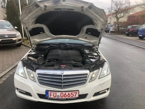 Mercedes E200 2010 SUPER PRET - imagine 3