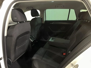 Skoda Superb - imagine 12