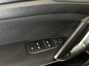 Peugeot 308 - imagine 20