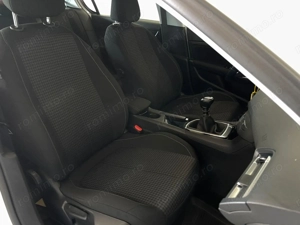 Peugeot 308 - imagine 10