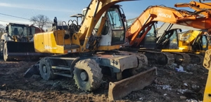 Excavator pe senile Liebherr 904 C - imagine 5