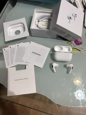 Apple AirPods Pro 2  - imagine 3
