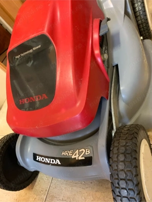 Masina de tuns iarba gazon Honda electrica 
