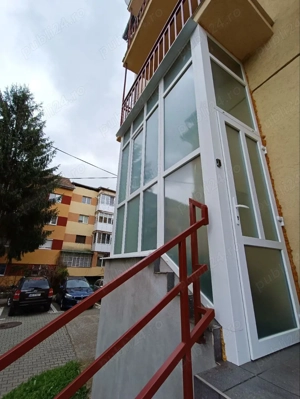 Apartment de vanzare Zona Tolstoi 3 Camere - imagine 2