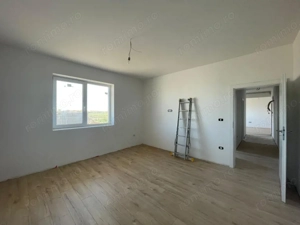 Apartament 3 camere + curte Calea Urseni - imagine 4