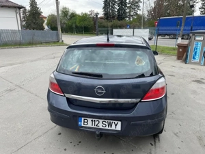 Opel Astra H 1.3 CDTI - imagine 3