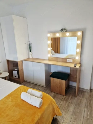 Apartament cu 3 camere la cheie, zona centrala - imagine 4
