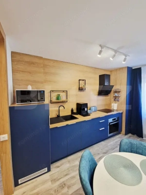 Apartament cu 3 camere la cheie, zona centrala - imagine 5