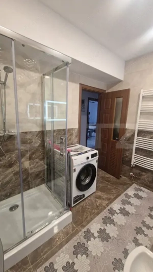 Apartament 3 camere decomandat, 2 bai, 105 mp cu balcon, Tractorul bloc nou - imagine 12