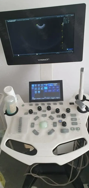 Vând Ecograf Doppler color Vinno X1 