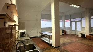 Închiriez spațiu comercial de producție Ferneziu  - imagine 4