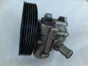Pompă servodirecție peugeot 407 1.8 benzină  - imagine 5