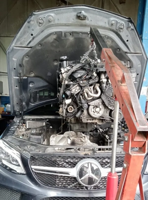 Motor Mercedes 3.0  - imagine 3