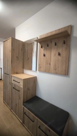 zona Ronat, apartament la vila, totul nou, centrala, clima, parcare privata - imagine 5