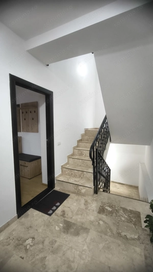 Zona Ronat, apartament la vila, totul nou, parcare privata, centrala, clima - imagine 2