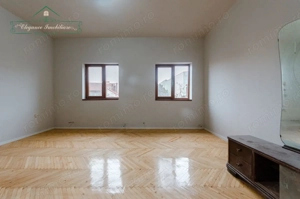 Apartament cu 2 camere la curte comuna, zona Centrala, Arad - imagine 2