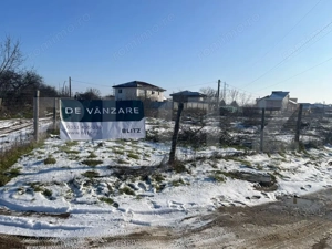 Teren 694 mp, deschidere bilaterala, zona Lapus