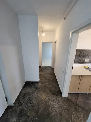 Bloc Nou. Etaj 1. Decomandat. Bucatarie inchisa. Asfalt. Transport in comun. - imagine 4