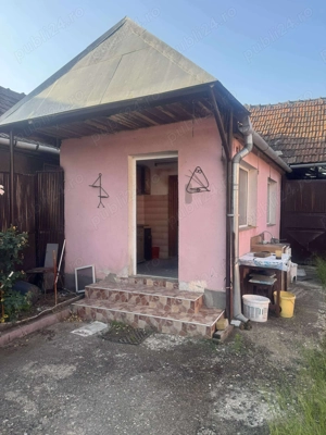 Casă de vânzare în Sacadat - imagine 2