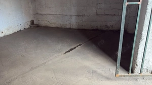 Vand garaj-depozit, in Pitesti, ultracentral in suprafata de 86 mp - imagine 4