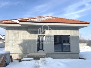 Casă la gri, parter + mansardă | teren 535 mp | Zona Micesti