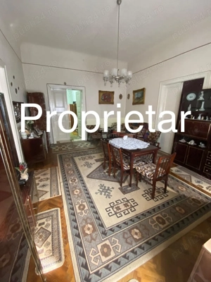 PROPRIETAR Apartament 4 camere, ultracentral Arad, 250mp, curte interioară