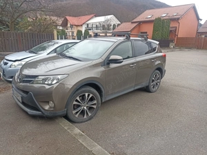 Toyota RAV4 2.0 D4D - imagine 5