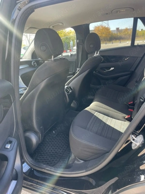 Mercedes-Benz GLC 200d 4MATIC | 2019 | Automată | Negru Obsidian   Pers Juridica   TVA Deductibil - imagine 4