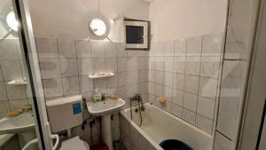 Apartament 2 camere, 38 mp, zona Cetate - imagine 4