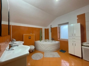 Casa Individuala 5 camere - Mosnita Veche - imagine 17