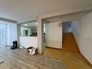 Casa Individuala 5 camere - Mosnita Veche - imagine 4