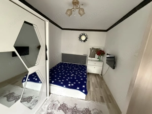 Apartament cu 3 camere de vânzare în zona Groapa - imagine 3