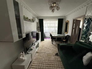 Apartament cu 3 camere de vânzare în zona Groapa - imagine 2